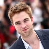 Robert Pattinson lors du photocall du film Cosmopolis le 25 mai 2012 au Festival de Cannes