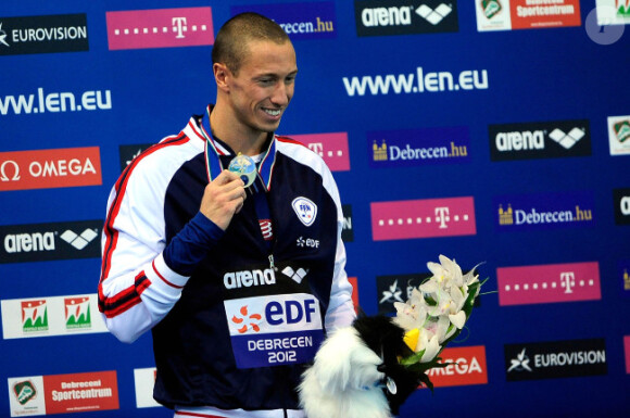 Frédérick Bousquet a terminé premier de la finale su 50 mètres nage libre sa joie le 27 mai 2012 à Debrecen lors des championnats d'Europe