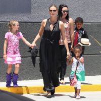 Heidi Klum éclipsée par ses filles lors d'une sortie en famille