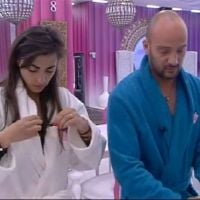 Secret Story 6 : Kevin recadre Caroline, Capucine et Alex bientôt démasqués ?