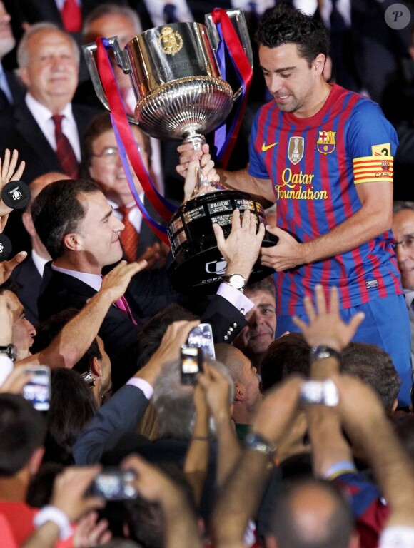 Felipe d'Espagne remettait le 25 mai 2012 au stade San Bernabeu de Madrid la Coupe du Roi au FC Barcelone.