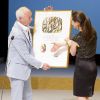 La princesse Victoria de Suède remettait le 28 mai 2012 au Concert Hall de Stockholm le Astrid Lindgren Memorial Award à l'auteur jeunesse Guus Kuijer. Une cérémonie qui marquait son grand retour après son congé maternité.