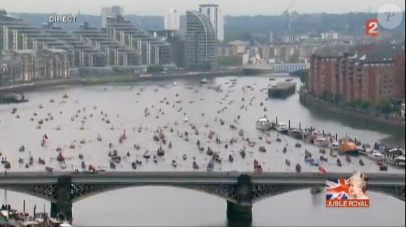 Tous les bateaux sur la Tamise, à Londres, à l'occasion de la grande parade organisée pour le jubilé de diamant de la reine Elizabeth II, le 3 juin 2012.