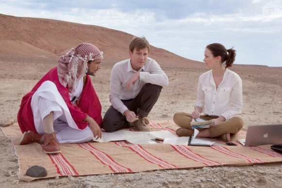 Ewan McGregor et Emily Blunt dans Des saumons dans le désert