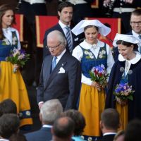 Les princesses Victoria et Madeleine radieuses pour la Fête nationale 2012