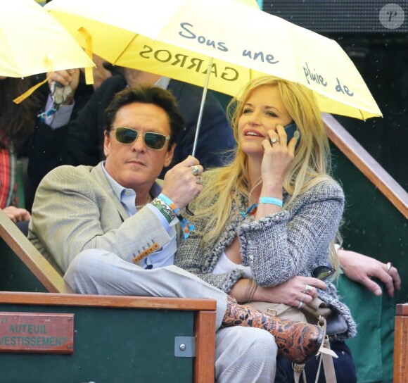 Michael Madsen et son épouse Deanna lors de la demi-finale hommes du tournoi de tennis de Roland Garros le vendredi 8 juin 2012