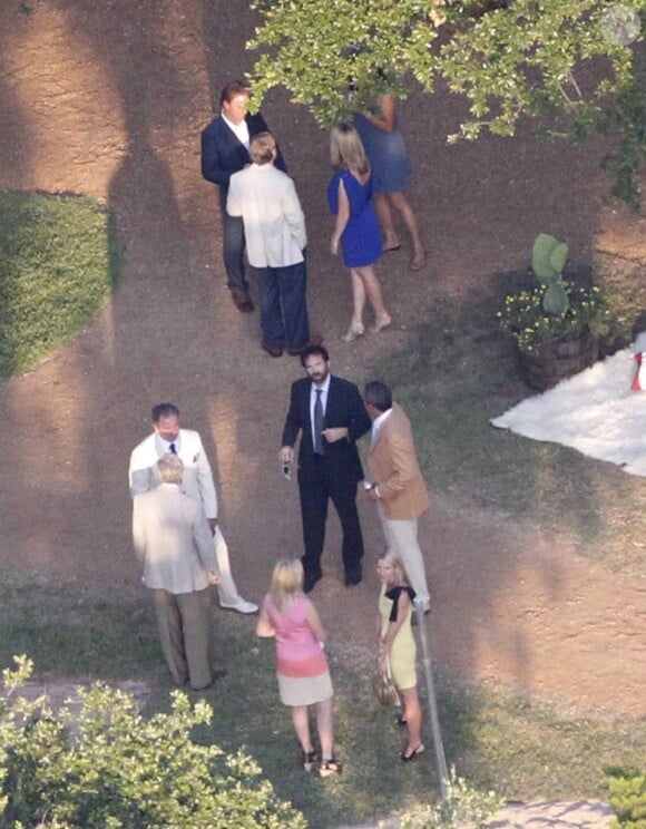 Camila Alves et Matthew McConaughey se sont mariés le 9 juin 2012 près de la ville d'Austin, dans l'Etat du Texas. Une petite centaine d'invités ont, dans le plus grand secret, rejoint le complexe de Old Oak Estate, privatisé pour l'occasion. Vues d'ensemble de l'événement