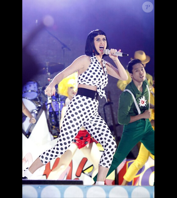Katy Perry se produit dans le cadre du Capital FM Summerball 2012, au Wembley Stadium, à Londres, le samedi 9 juin 2012.