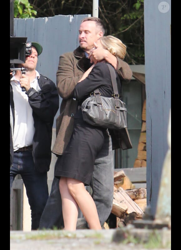 Colin Cunningham et Jennie Garth sur le tournage du téléfilm The Eleventh Victim, à Vancouver au Canada, le vendredi 8 juin 2012.