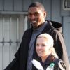 Jennie Garth et le basketteur Metta World Peace, sur le tournage du téléfilm The Eleventh Victim, à Vancouver au Canada, le vendredi 8 juin 2012.