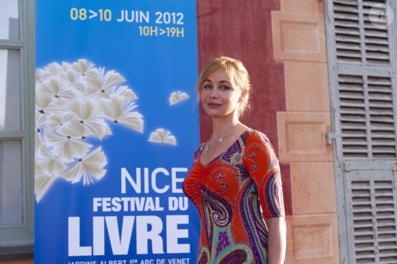 Emmanuelle Béart au Festival de Livre de Nice, le 7 juin 2012.