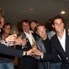 Rafael Nadal célèbre son septième titre acquis à Roland-Garros entouré de ses proches à l'hôtel Intercontinental de Paris le 11 juin 2012