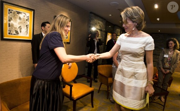 La princesse Mathilde de Belgique rencontrait le 11 juin 2012 à Tokyo des femmes d'affaires belges.