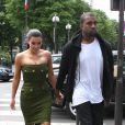 Kanye West et Kim Kardashian, en amoureux à Paris le 17 juin 2012