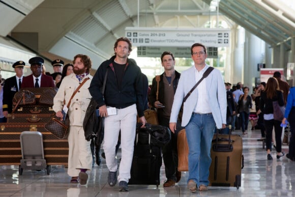 La scène de l'aéroport dans Very Bad Trip 2, dans laquelle le sac Lewis Vuitton est utilisé.
