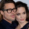 Angelina Jolie et Brad Pitt en décembre 2011 à Los Angeles.
