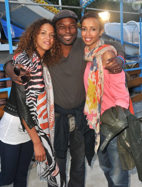Noémie Lenoir, Jimmy Jean-Louis et Sonia Rolland participent à la Kermesse aux Etoiles, en ouverture de la Fête des Tuileries, à Paris, le vendredi 22 juin 2012.