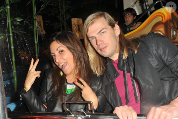Christophe Guillarmé et Leslie Benaroch participent à la Kermesse aux Etoiles, en ouverture de la Fête des Tuileries, à Paris, le vendredi 22 juin 2012.