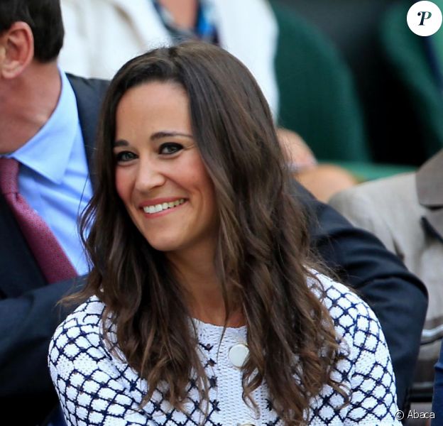 Pippa Middleton dans la loge royale à Wimbledon le 28 juin 2012.