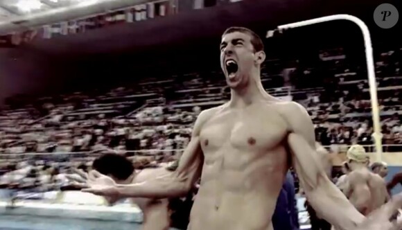 Michael Phelps dans cette image extraite du clip Survival, l'hymne des Jeux Olympiques signé par le trio Muse, juillet 2012.