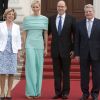 Le prince Albert de Monaco et la princesse Charlene étaient reçus le 9 juillet 2012 au château Bellevue, résidence présidentielle à Berlin, par le président Joachim Gauck et sa compagne Daniella Schadt, au premier jour de leur visite officielle de deux jours en Allemagne.
