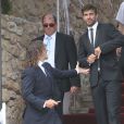 Carles Puyol et Gerard Piqué lors du mariage d'Andrés Iniesta et Anna Ortiz le 8 juillet 2012 au château Castillo de Tamarit en Tarragone