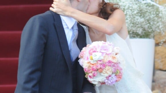 Andrés Iniesta et Anna Ortiz : Heureux mariés sous les yeux de Messi et Piqué