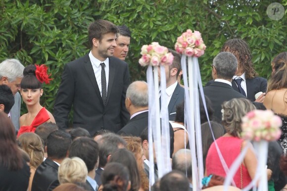 Gerard Piqué lors du mariage d'Andrès Iniesta et Anna Ortiz le 8 juillet 2012 au château Castillo de Tamarit en Tarragone