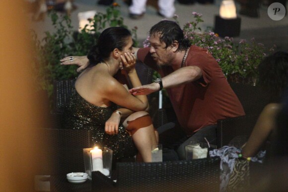 Zucchero et l'actrice italienne Gisella Marengo lors du festival Global Ischia le 8 juillet 2012