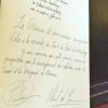 Message du prince Albert dans le livre d'or. Le prince Albert de Monaco et la princesse Charlene ont signé le livre d'or marquant leur venue, à la Villa Reitzenstein, à Stuttgart le 10 juillet 2012, au deuxième jour de leur visite officielle en Allemagne.