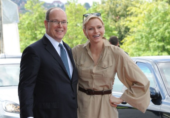Le prince Albert de Monaco et la princesse Charlene à Stuttgart le 10 juillet 2012 au deuxième jour de leur visite officielle en Allemagne.