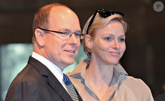 Le prince Albert de Monaco et la princesse Charlene à Stuttgart le 10 juillet 2012 au deuxième jour de leur visite officielle en Allemagne.