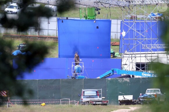 Angelina Jolie sur le tournage de Maleficent en Angleterre. Le 11 juillet 2012.