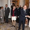 Le prince Albert et la princesse Charlene de Monaco le 12 juillet 2012 lors de la présentation de la délégation olympique monégasque pour les JO de Londres 2012, à l'Hôtel Hermitage. Six athlètes porteront les couleurs de la principauté.