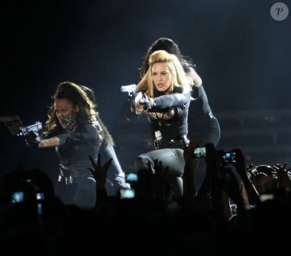 Madonna sur la scène du Stade de France, le 14 juillet 2012.