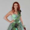 La jolie Delphine Wespiser, Miss France 2012, dans son costume national créé par l'alsacien Thibault Welchlin