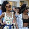 Rihanna fait du shopping dans les boutiques de luxe de Porto Cervo avec sa meilleure amie Melissa Forde. Le 17 juillet 2012.