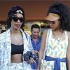 Rihanna et sa meilleure amie Melissa Forde sortent de la boutique Prada. Porto Cervo, le 17 juillet 2012.