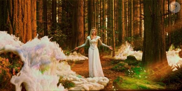 Michelle Williams dans Le Monde fantastique d'Oz réalisé par Sam Raimi. En salles le 3 avril.