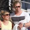 Elsa Pataky, Chris Hemsworth et leur fille India Rose en balade dans les rues de Santa Monica, le 20 juillet 2012.