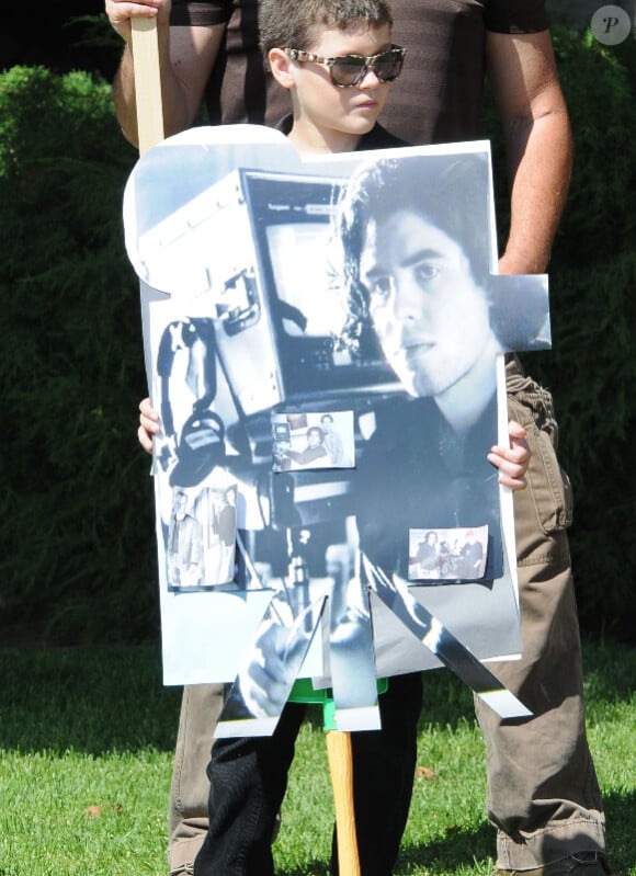 De nombreux hommages ont été rendu à Sage Stallone, mort à l'âge de 36 ans, lors de ses obsèques le samedi 21 juillet 2012 à Brentwood.