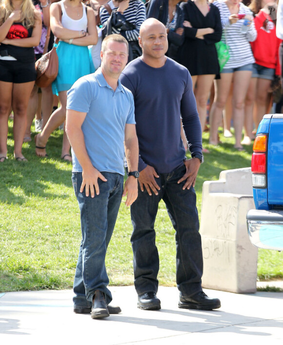 Chris O'Donnell et LL Cool J lors du tournage de la série NCIS : Los Angeles à Venice Beach le 23 juillet 2012