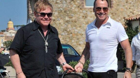 Elton John et David Furnish : Un deuxième bébé déjà en route ?