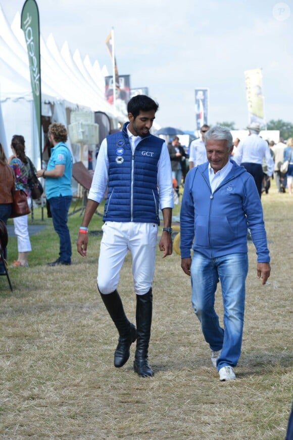 Le Sheikh Shakhboot Bin Nahyan Al Nahyan, 21 ans. En pleine période de préparation olympique, le Jumping international de Chantilly a pu compter sur 25 des 30 meilleurs cavaliers au monde, du 19 au 22 juillet 2012.