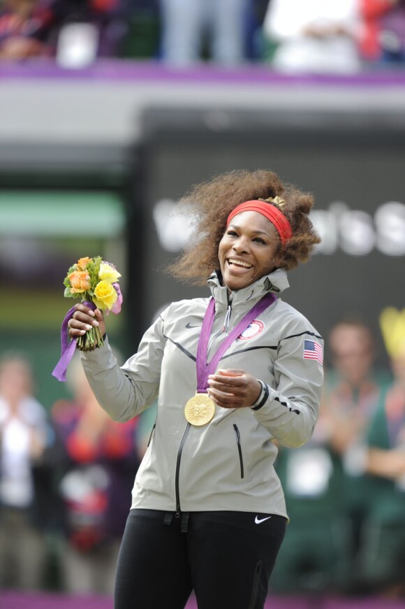 Serena Williams a décroché l'or après avoir corrigé Maria Sharapova en finale du tournoi olympique le 4 août 2012 à Londres (6-0, 6-1)