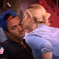 Secret Story 6 : Câlins sous la couette pour Nadège et Thomas !