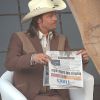 En costume de cow-boy, Brad Pitt sur le tournage de The Counselor à Londres le 31 juillet 2012