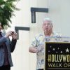 Randy Newman conduisait la cérémonie. Neil Diamond, 71 ans, inaugurait le 10 août 2012 son étoile sur le Hollywood Walk of Fame, au 1750 Vine Street, devant les locaux de Capitol Records.