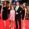 Sylvester Stallone, sa femme Jennifer Flavin et leurs filles Sophia, Sistine et Scarlett lors de l'avant-première à Londres du film Expendables 2 le 13 août 2012