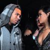 Rihanna et Chris Brown en pleine conversation dans un club en 2008